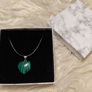 Women's Fantasy Quartz Heart Necklace,  green and black